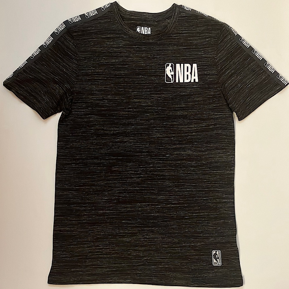 NBA boys heather grey/black short sleeve tee shirt size small